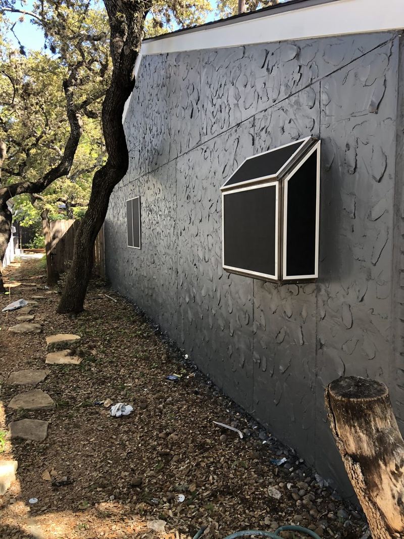 Angled specialty window solar screen