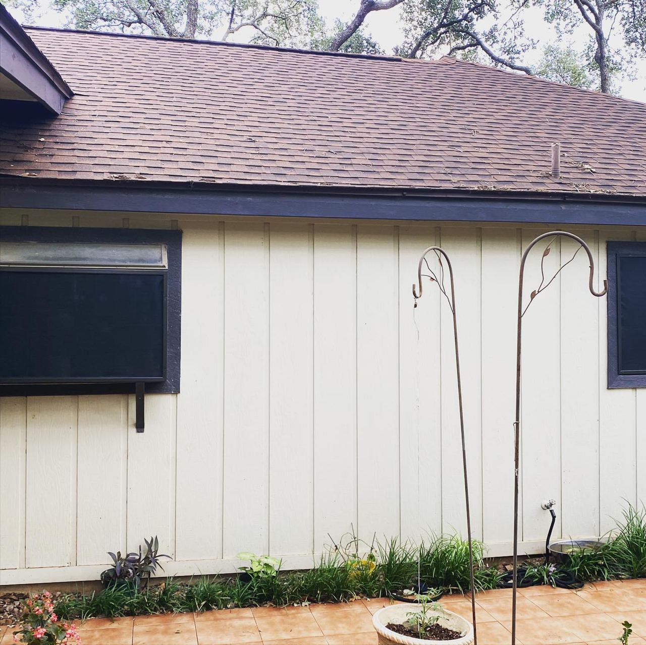 Home solar screen install