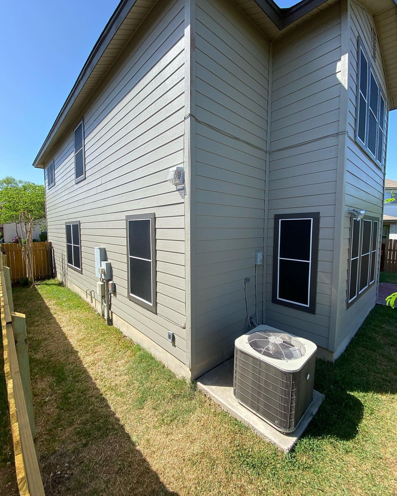 Solar screen installation